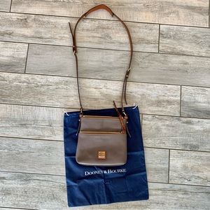 Dooney and Bourke grey pebbled leather crossbody bag